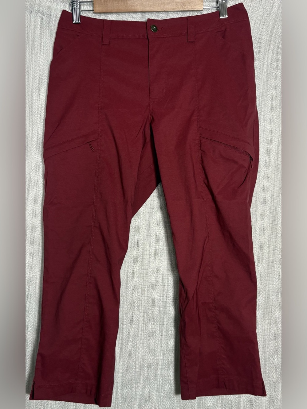 Duluth Trading Co. DuluthFlex Fire Hose Cargo Pants. Red Size 8